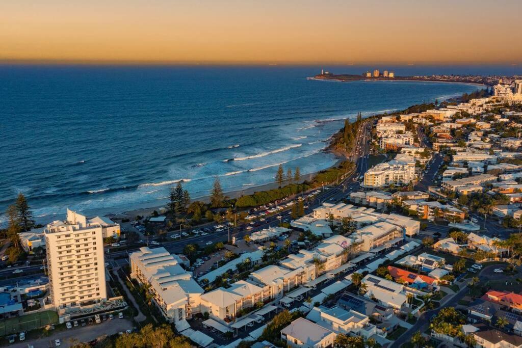 Alex Heads Beachfront Resort King Bed Studio Room Alexandra Headland Exterior foto